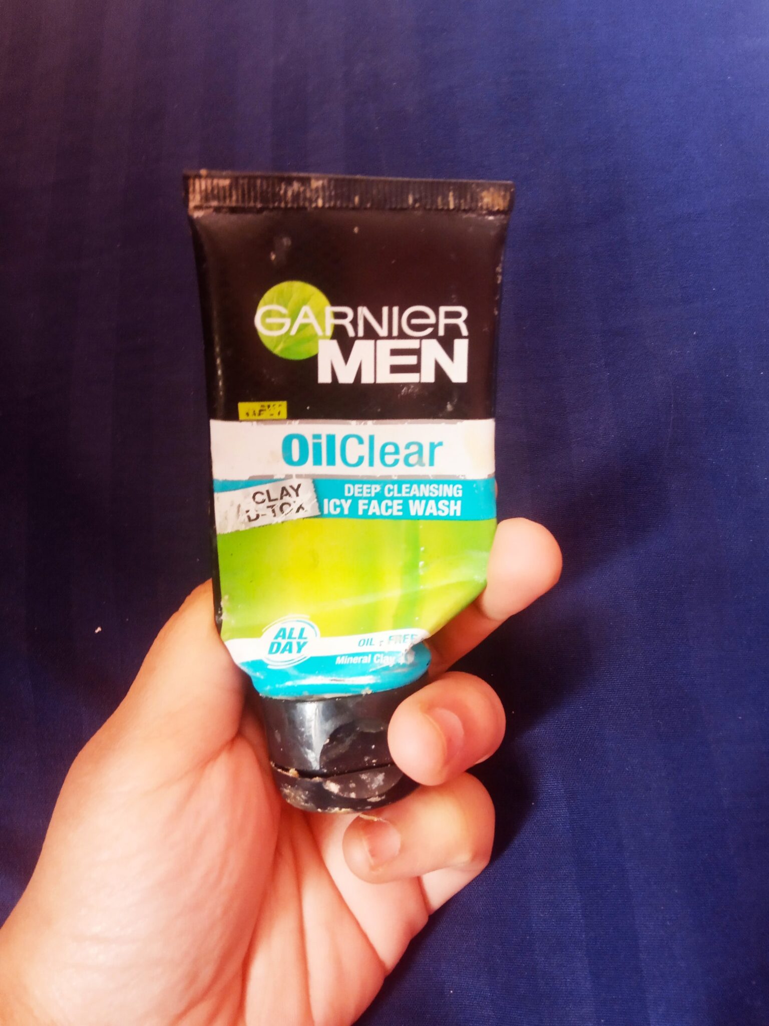 Garnier Men Oil Clear Deep Cleansing Icy Face Wash Review BLOGGERSHE